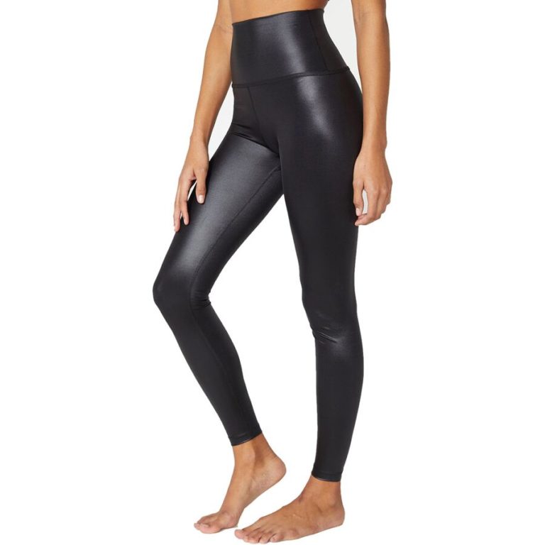 Beyond Yoga Clothing Review - Must Read This Before Buying