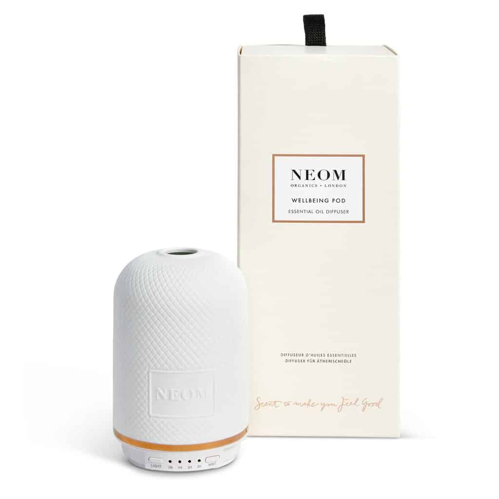 neom travel diffuser charger