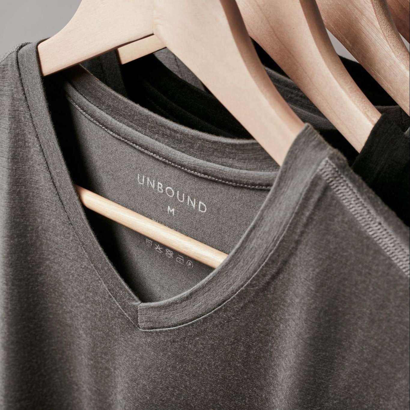 Unbound Merino Clothing Review - Must Read This Before Buying