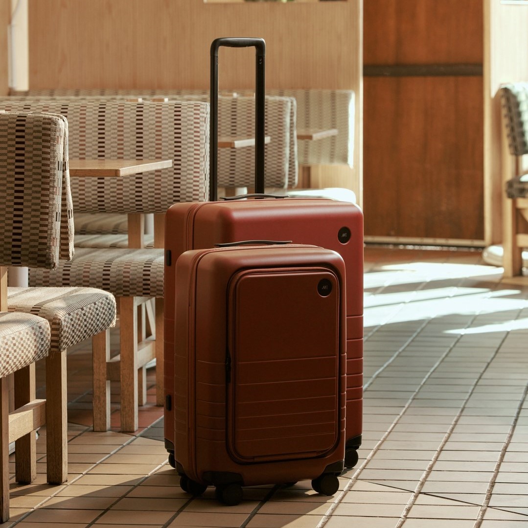 Monos vs. Away Luggage: Which Should You Buy in 2023? - TravelFreak