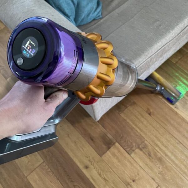 Dyson V15 Review - Must Read This Before Buying